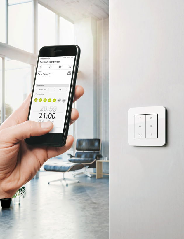 Konsequente Integration von Steuerungsfunktionen der Bereiche Licht und Jalousie