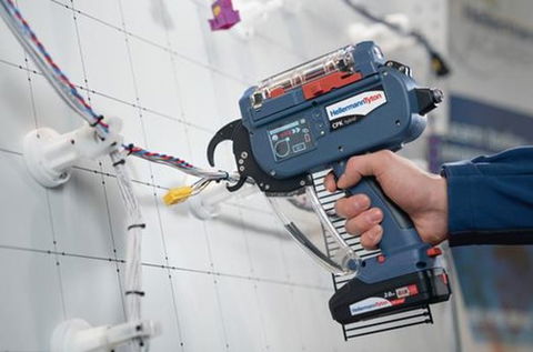 Akkuintegration macht automatisches Bündelwerkzeug portabel