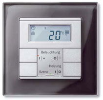 Mit dem Label Manager von Merten erfolgt die Beschriftung von Schaltern und Tastern systematisch und schnell