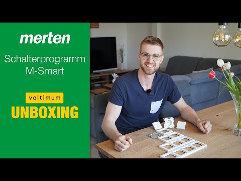 Elektromeister montiert das Schalterprogramm „M-Smart“ von Merten