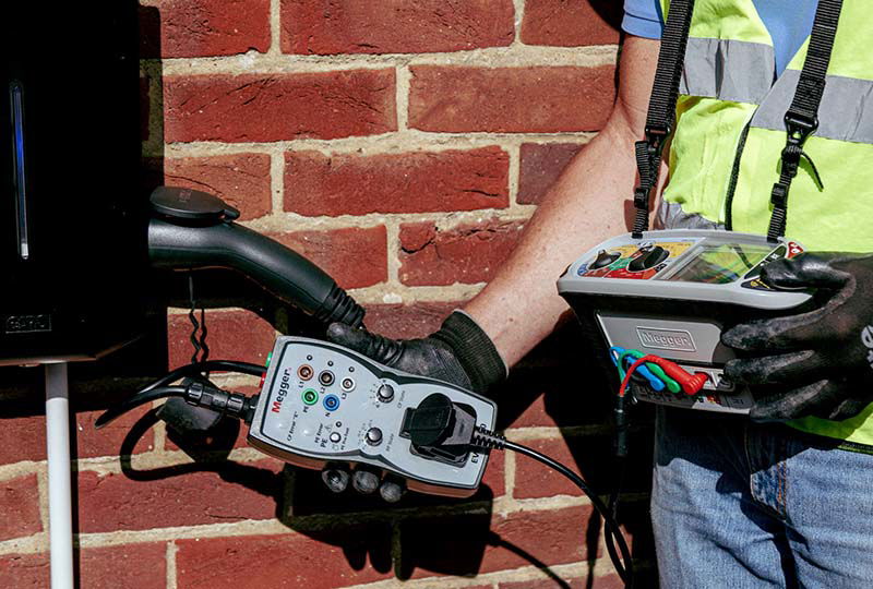 Test av laddningsstationer för elfordon