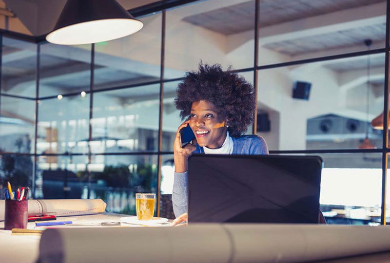 Håll dig ansluten och skyddad